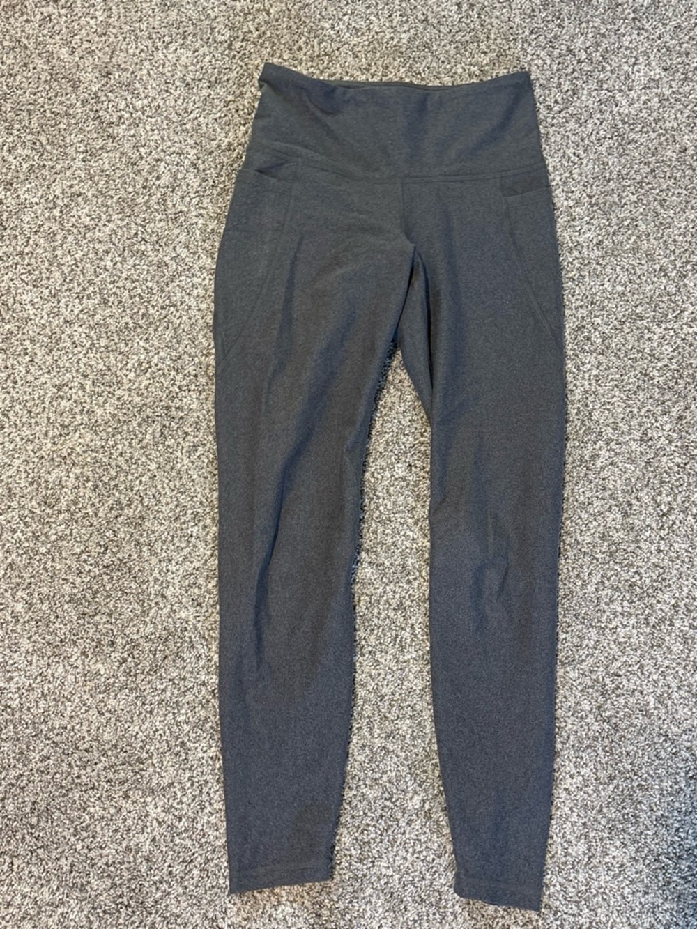 Grey High-Waist Leggings with pockets